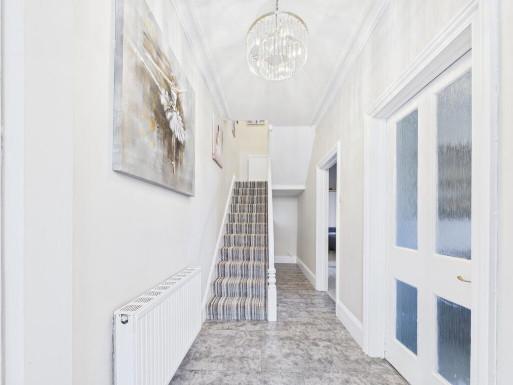 CAM03062G0-PR0215-STILL016