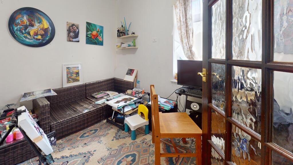 New Haven, Blackhorse Lane, North Weald, Epping, Essex, CM16 6EP