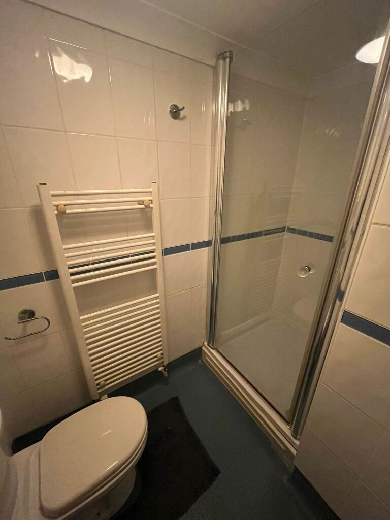 Ensuite Shower