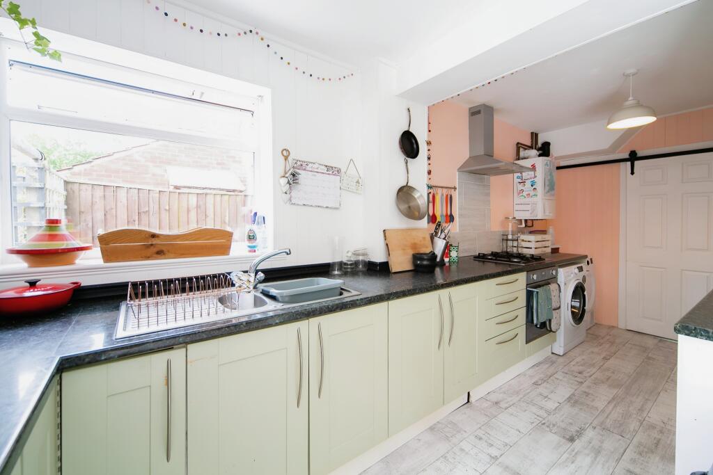 Kitchen/Dining Room