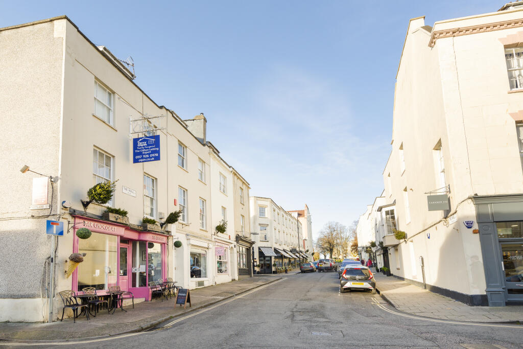 19 to 21 the mall.jp