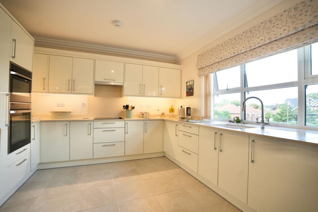 Open Plan Lounge &amp; Kitchen/Diner