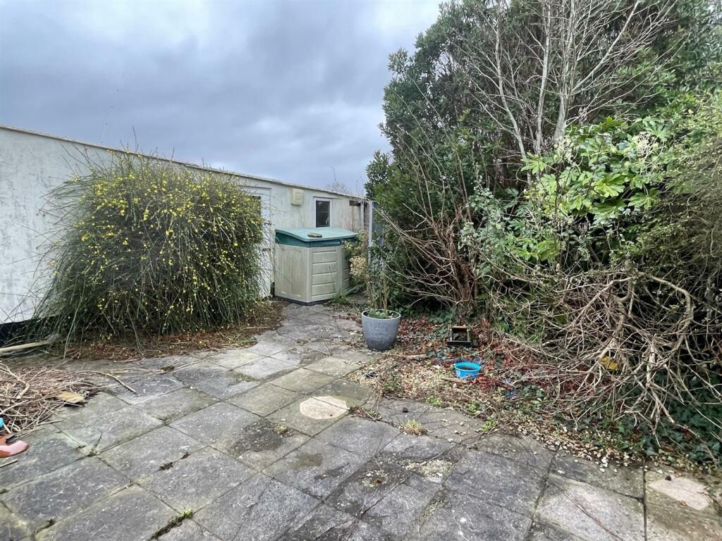 Rear Garden..jpg