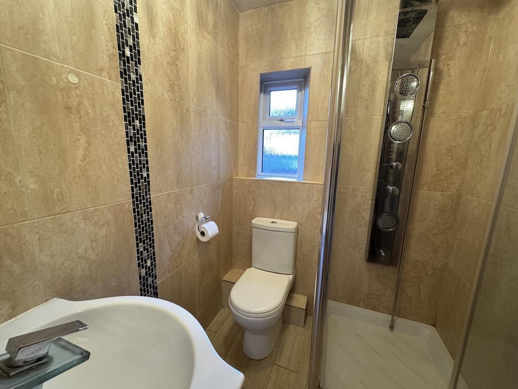 5 - Downstairs Shower Room.jpg