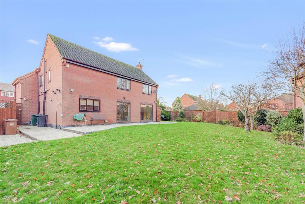 72 Main Street, Netherseal