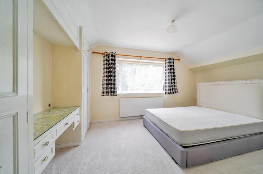 Davidson Frost-Wellings, DFW, Ben Hale Close, Bedr