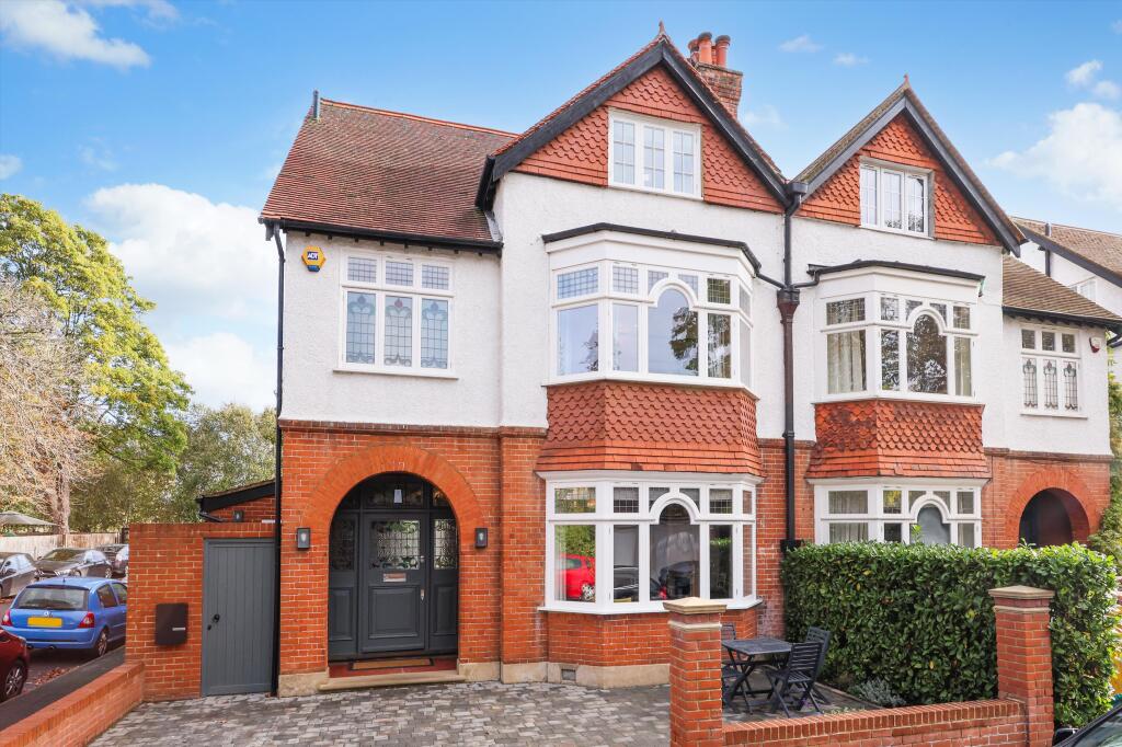 Curzon Road, Weybridge, Surrey, KT13