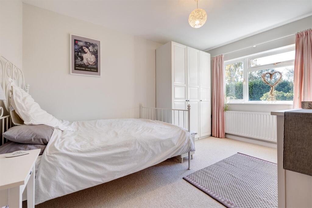 8 Willesley Close, Ashby