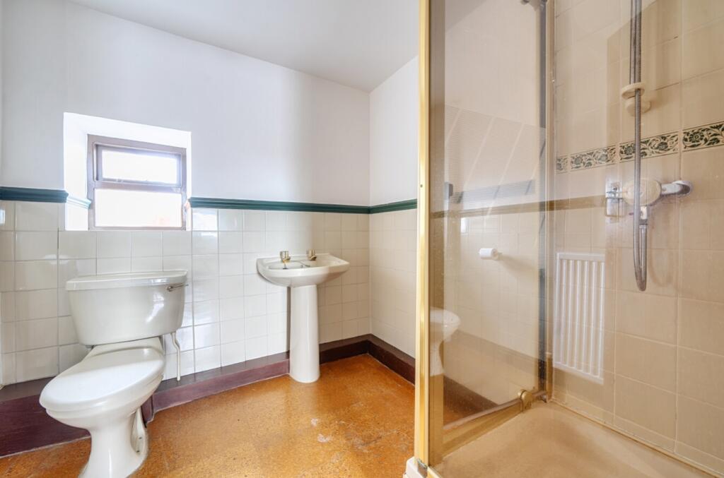 Ensuite To Master Bedroom 