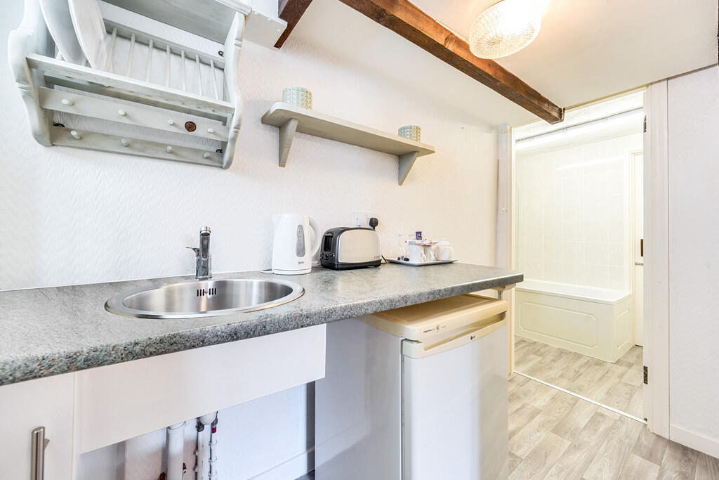 Guest Bedroom Sev...