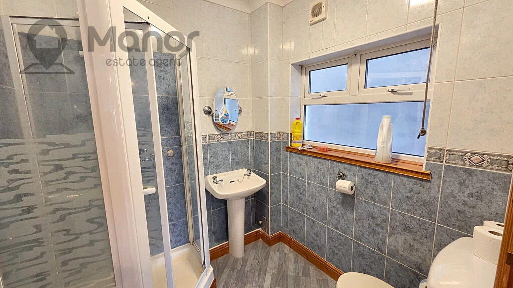 WhatsApp Image 2025-10-08 at 17.09.18