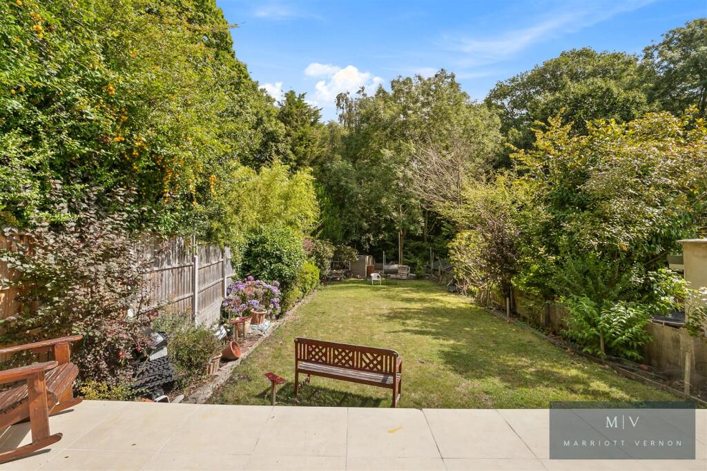 Ingham Road 27 MV-9.jpg