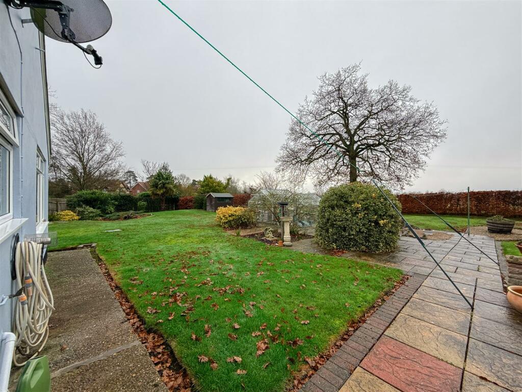 Garden 1.jpg