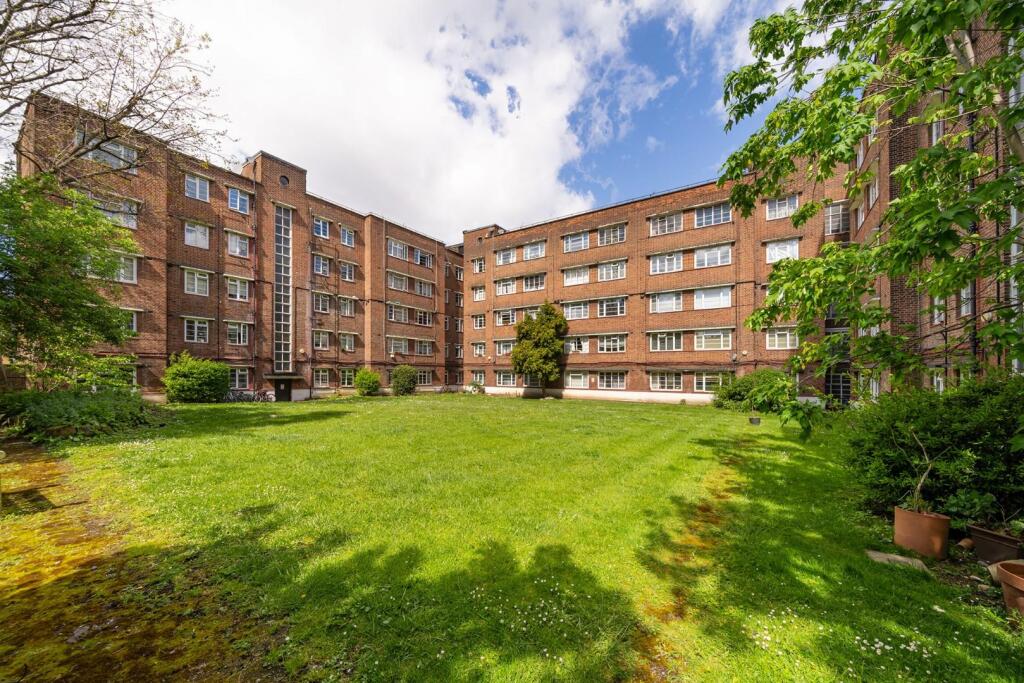 Communal Gardens.jpg