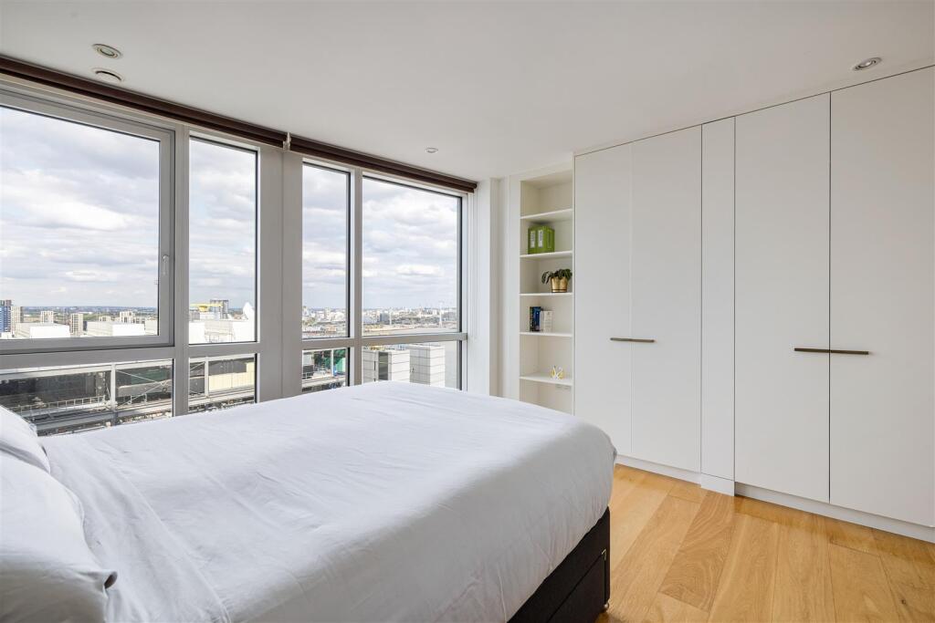 Fairmont Avenue, E14