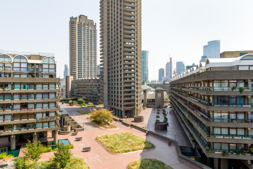 10939 - Shakespeare Tower Barbican-2.jpg