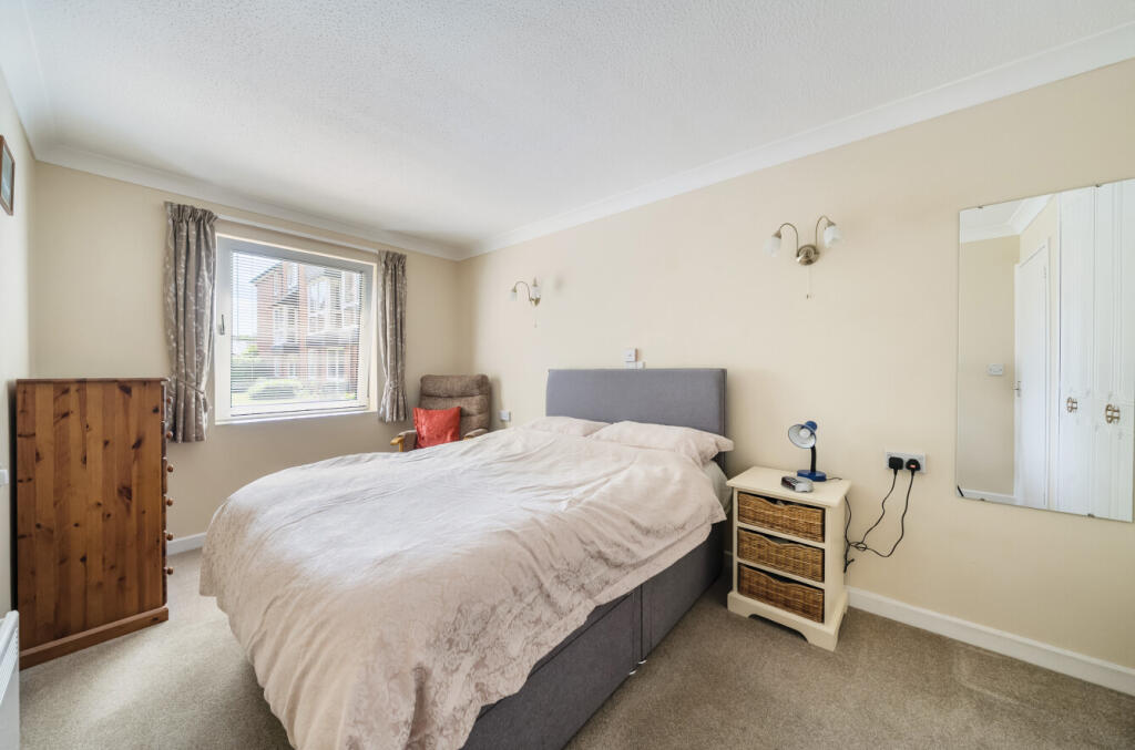 1316292-10-685d3b...