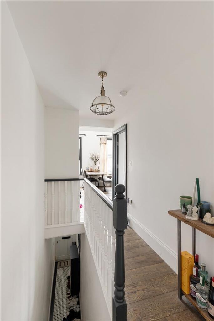 Callis Road, E17