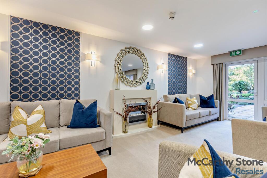 8668608-interior18-800.jpg