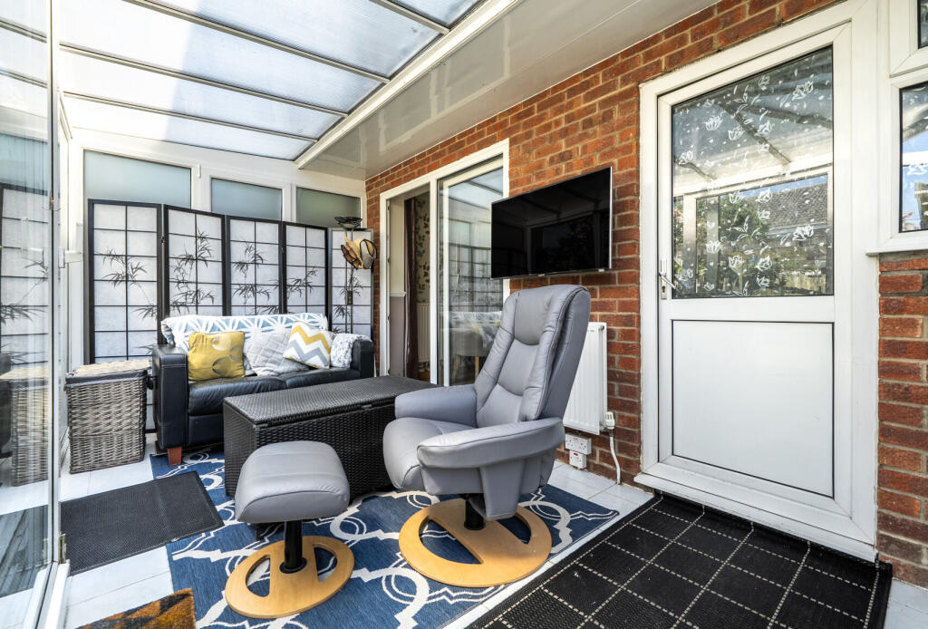 1287646-8-682492b...