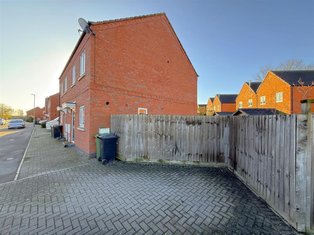 Driveway.JPG