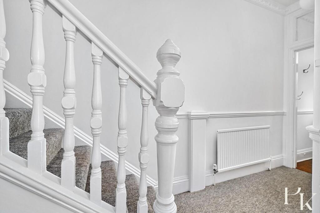 17 Marine Avenue BN3 (7).jpg