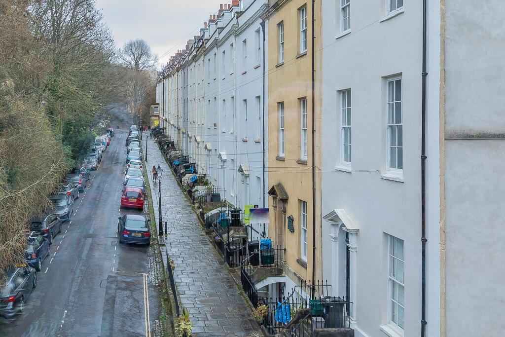 21 Constitution Hill -16