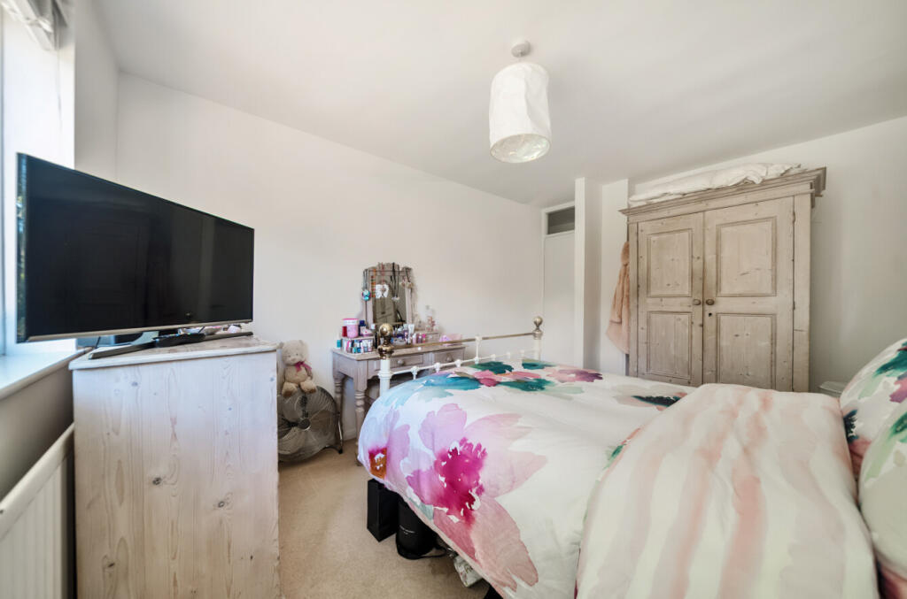 1312722-2-6852fa6...