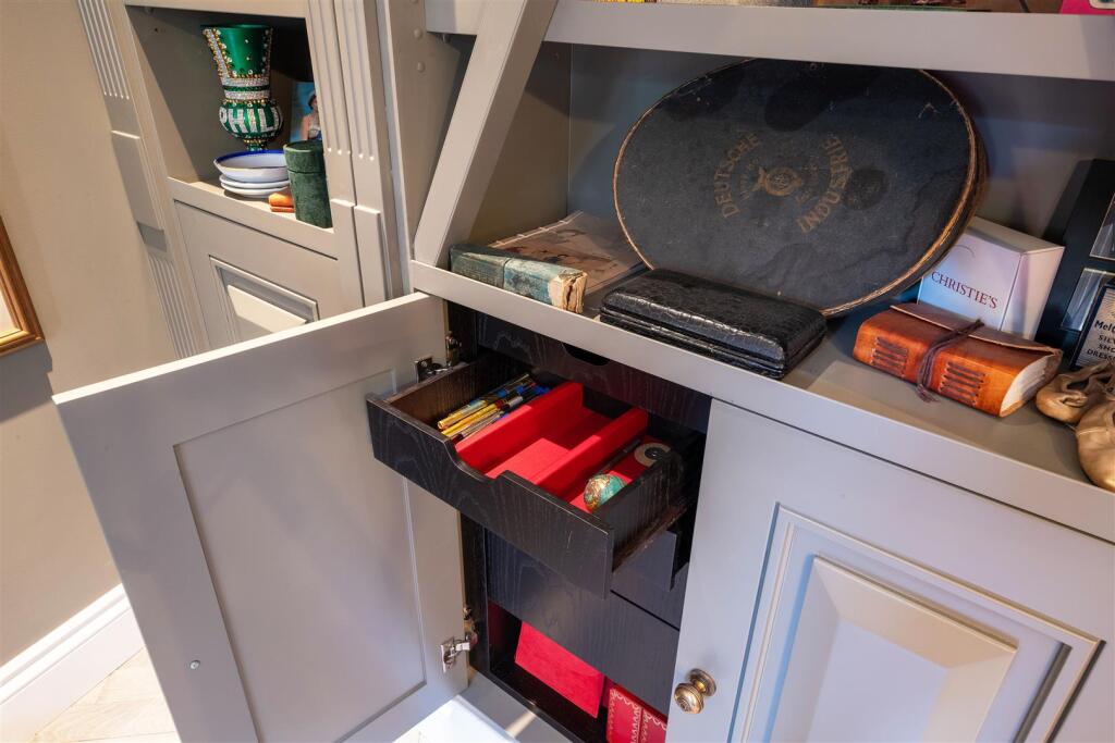Bespoke Drawer(s)