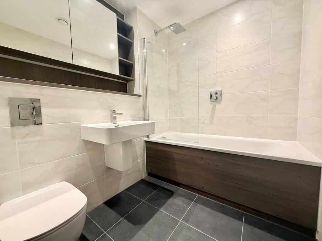 Main Bathroom