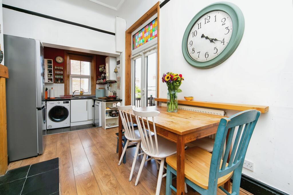 Kitchen/Breakfast