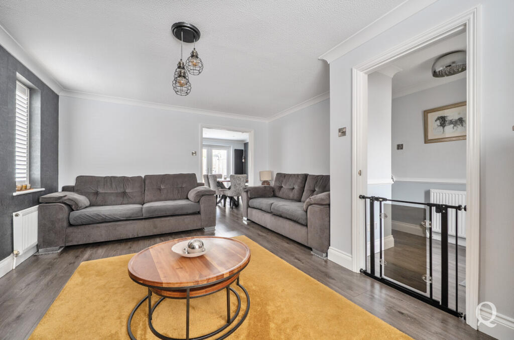 279a6e2f-4ecb-4b7...