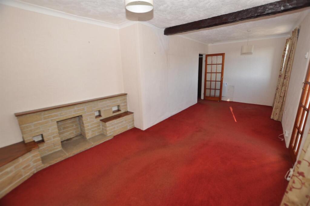 Living/dining room