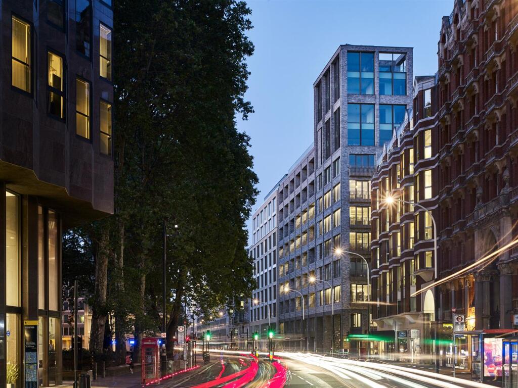 55 Victoria Street Exterior