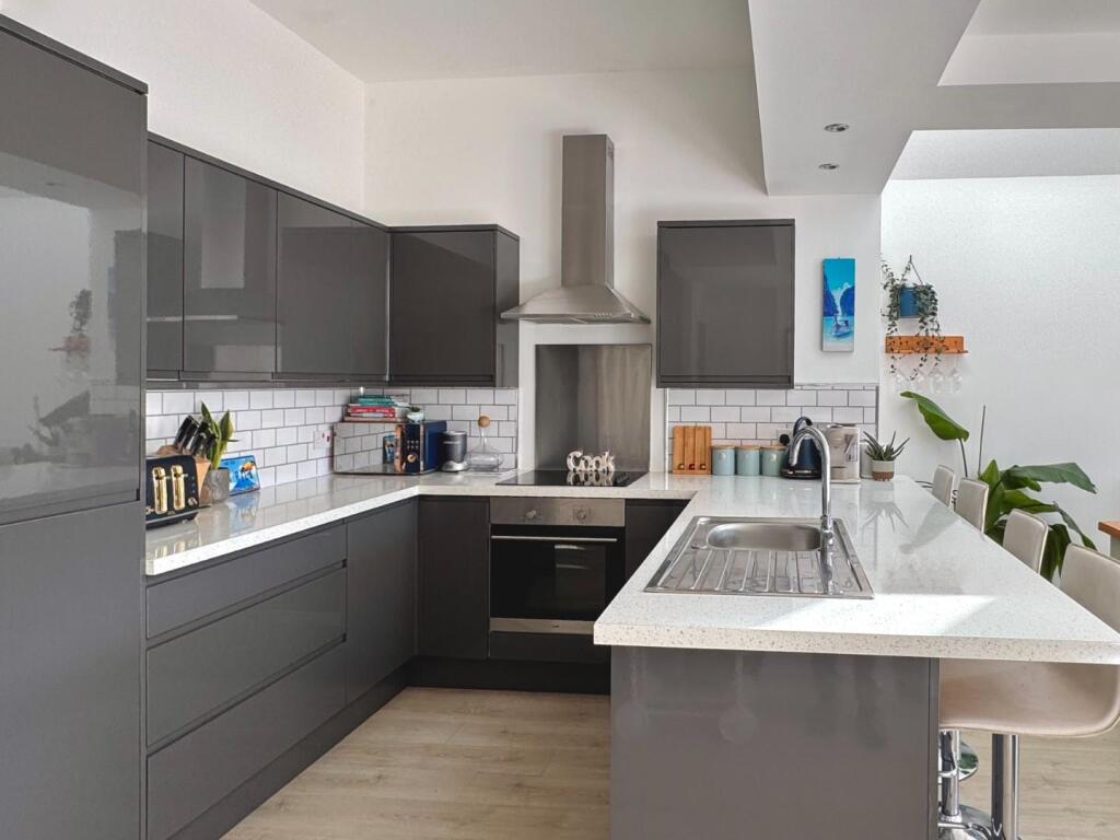 Open Plan Lounge/Dining/Kitchen