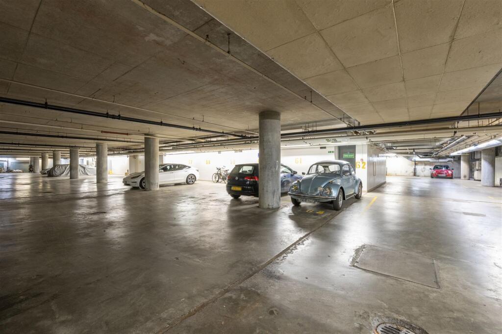 73 Riverside One,20.jpg