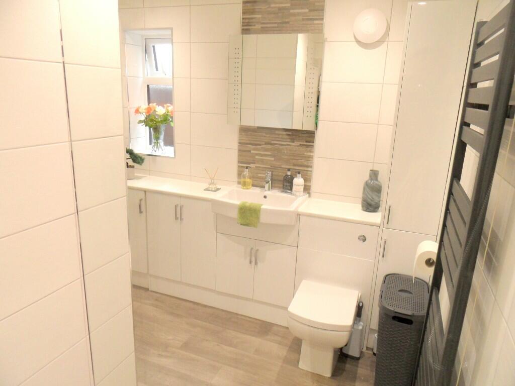 DOWNSTAIRS SHOWER RM