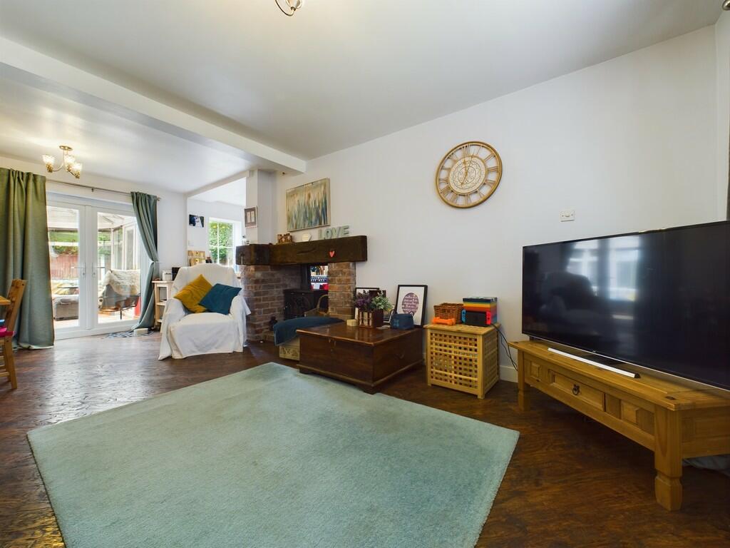 CAM02059G0-PR0152...