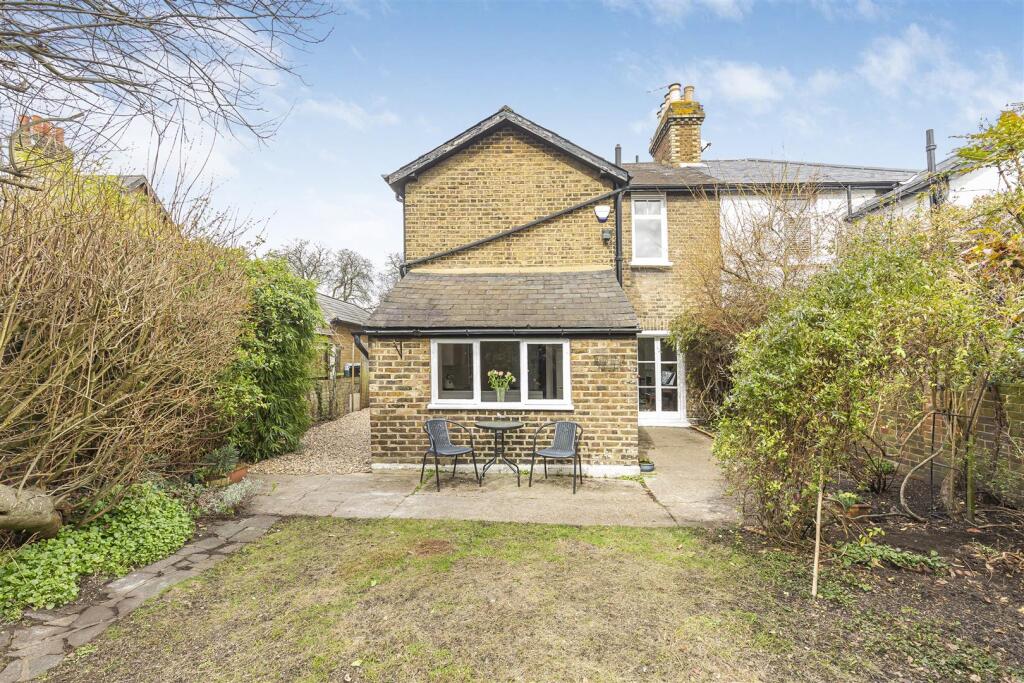 James_anderson-63_lower_richmond_road-sw14__23_.jp