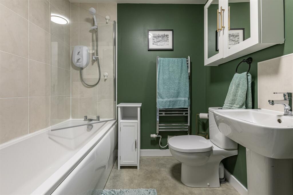 50 Knoll Park Galashiels 28.JPG