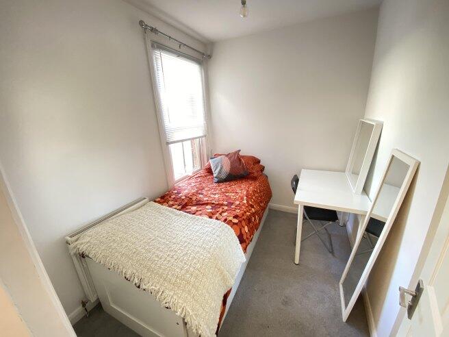 upper-court-road-kt19-8rd-934488