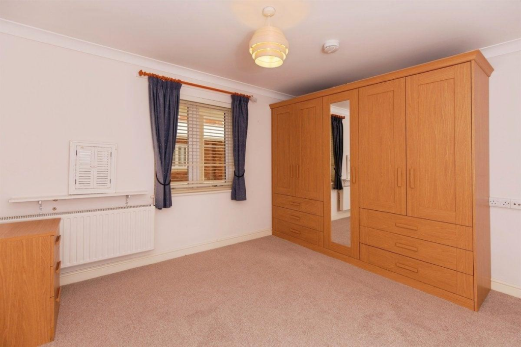 Bedroom 4.png