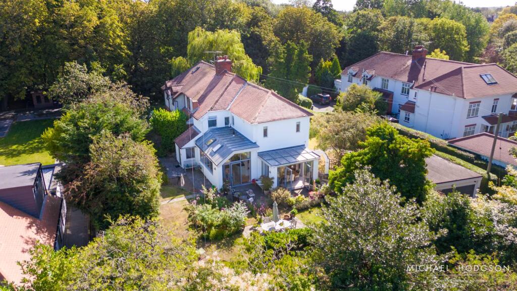 21, Laburnum Grove-07.jpg