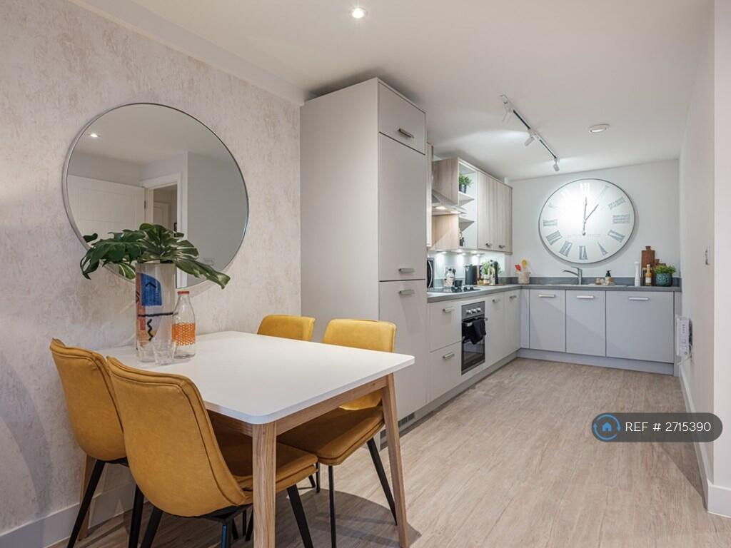 Dining Area/Kitchen