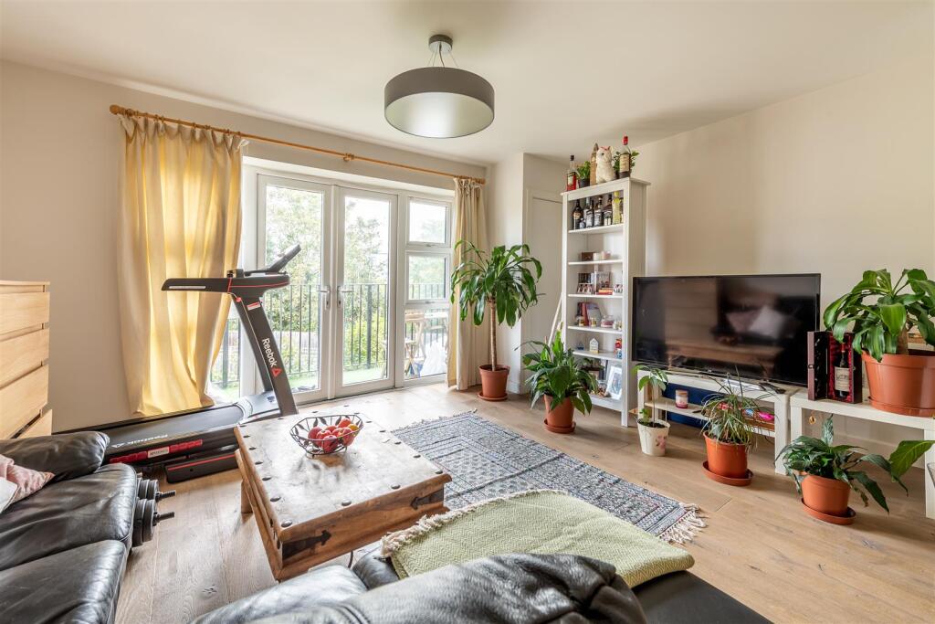 Netley Road, IG2