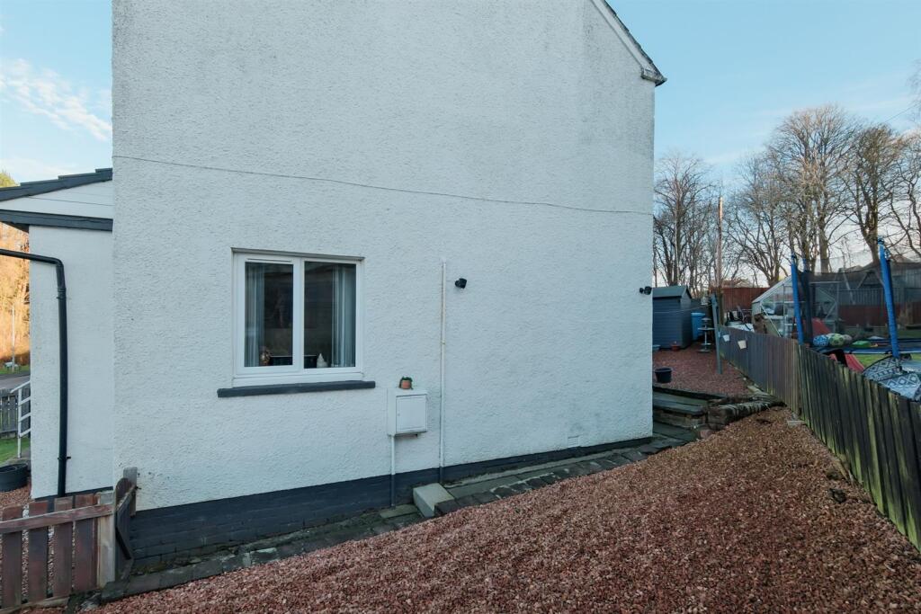 033-282 North Dryburgh Road, Wishaw.jpg