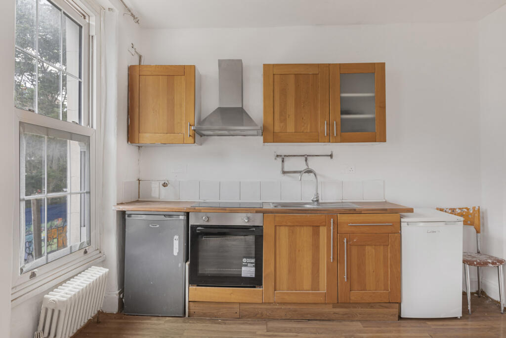 Reception/Kitchen