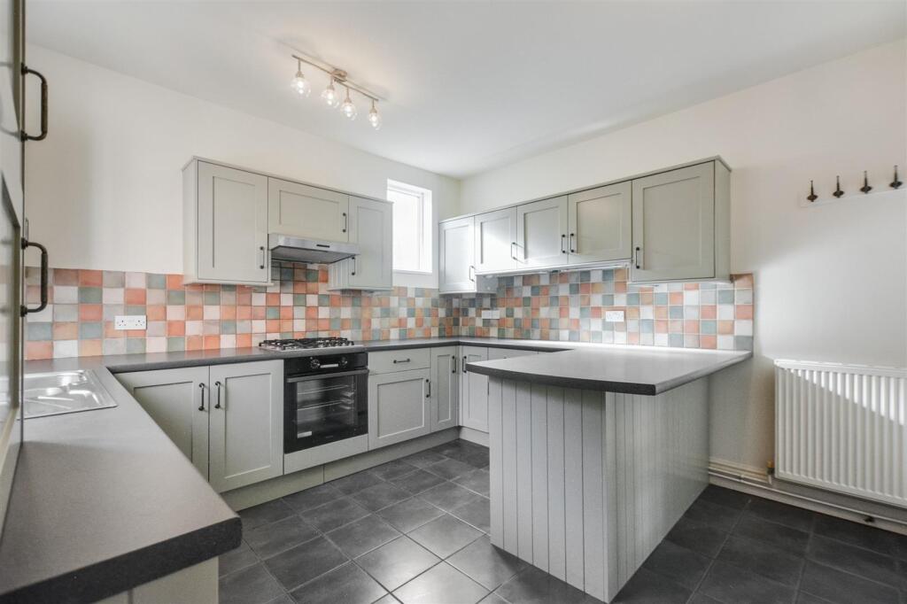 Kitchen_1.jpeg