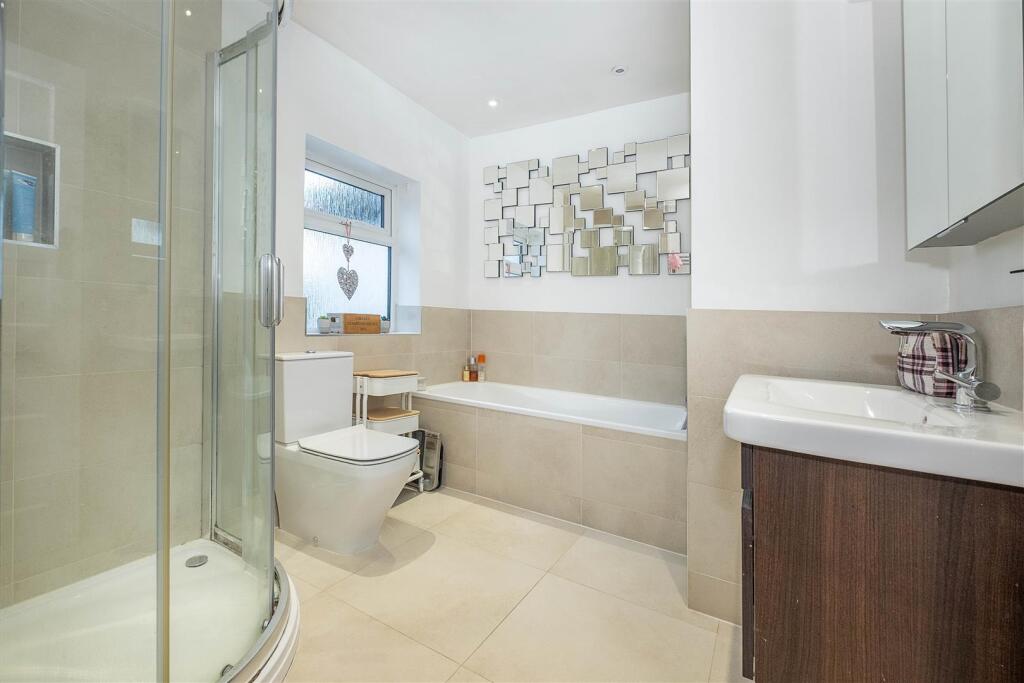 51-embercourt-road (65).jpg