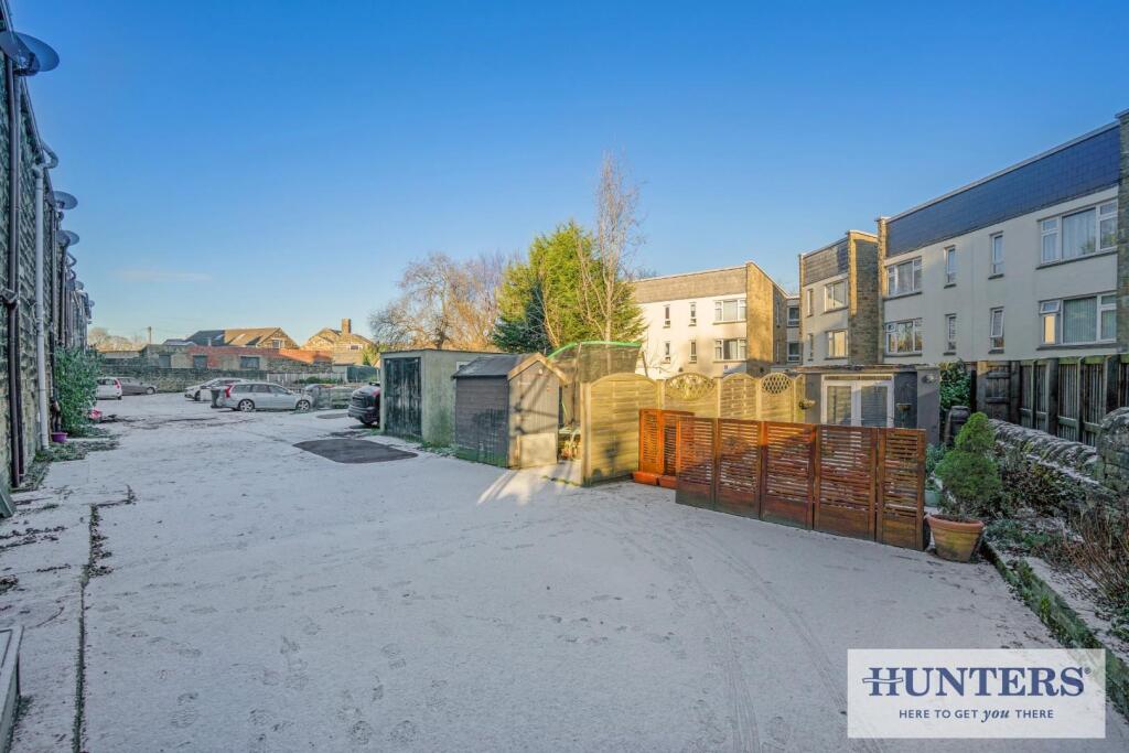 101910_1-Victoria-Road-Guiseley  (6) - Copy.jpg